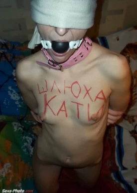 Русская госпожа и рабыня (8 фото)